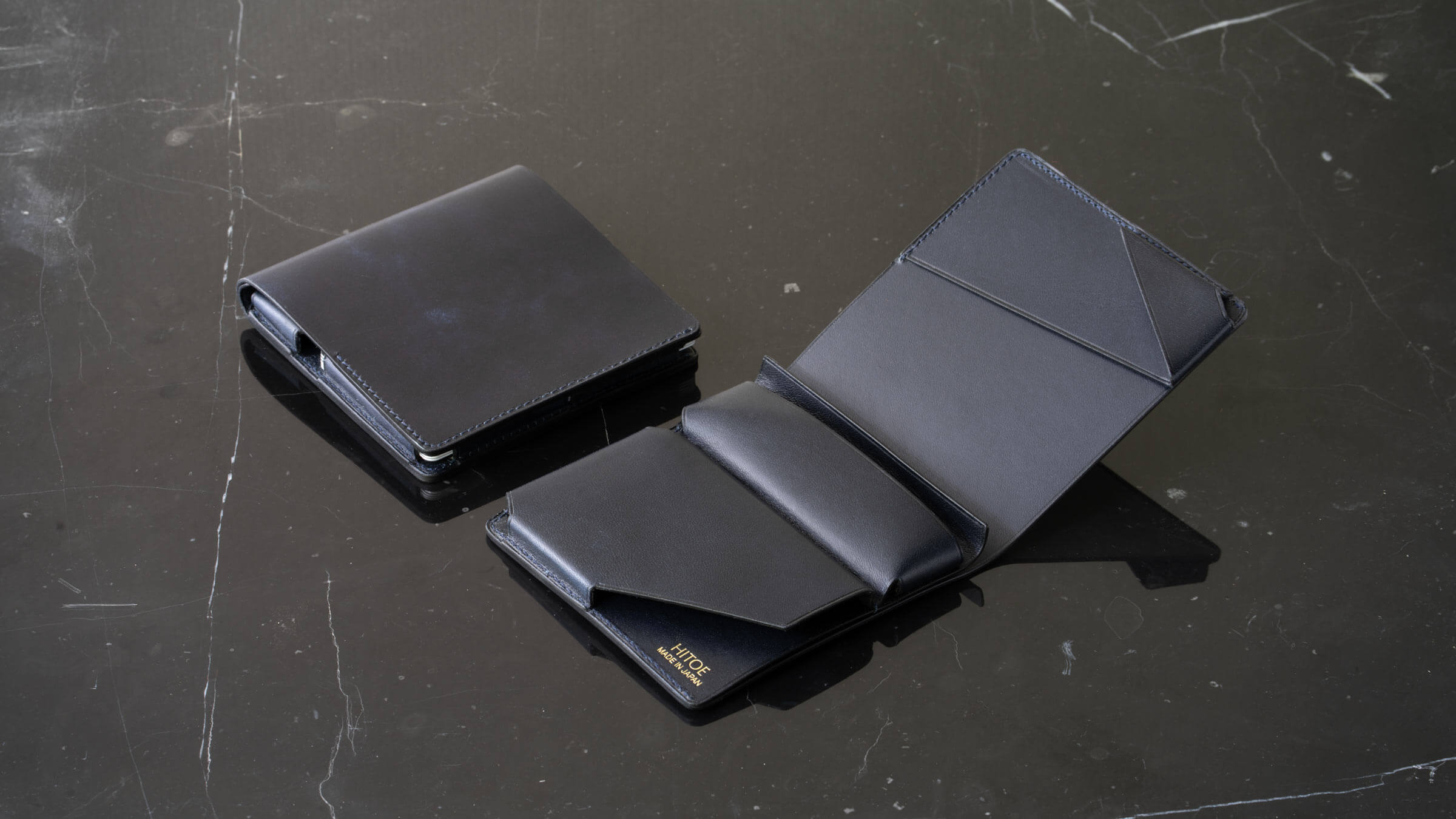 Hitoe® Fold Aria -Museum- に新色「Navy Marble」