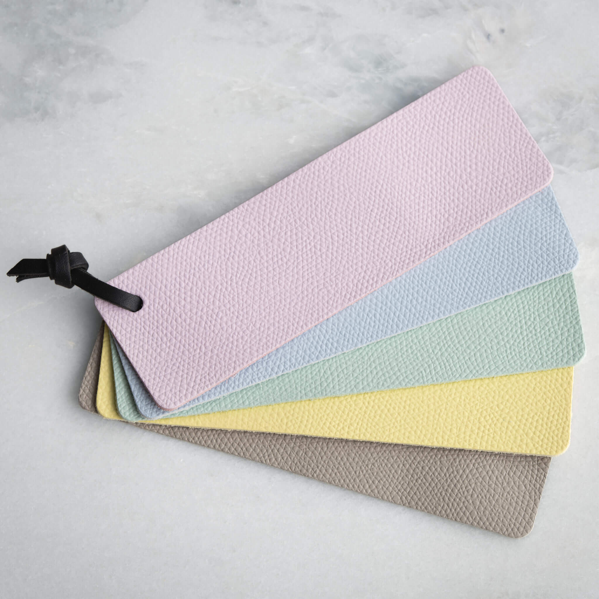 #Item_Bouquet color sample