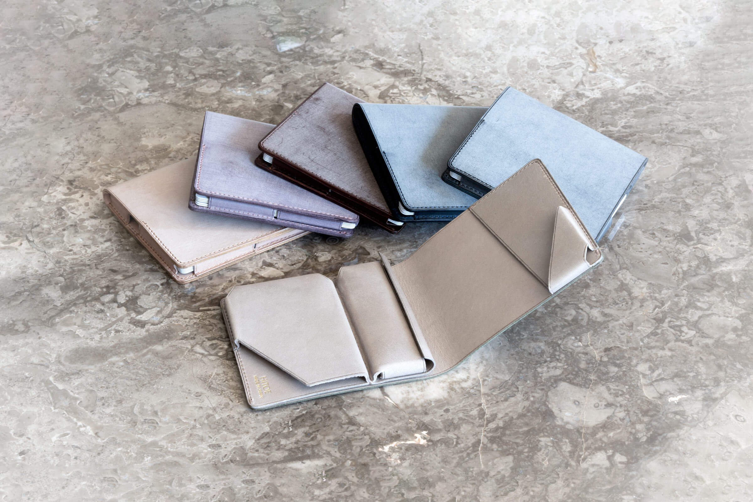 Hitoe® Fold Aria - Foschia - Winner of 11 international design awards