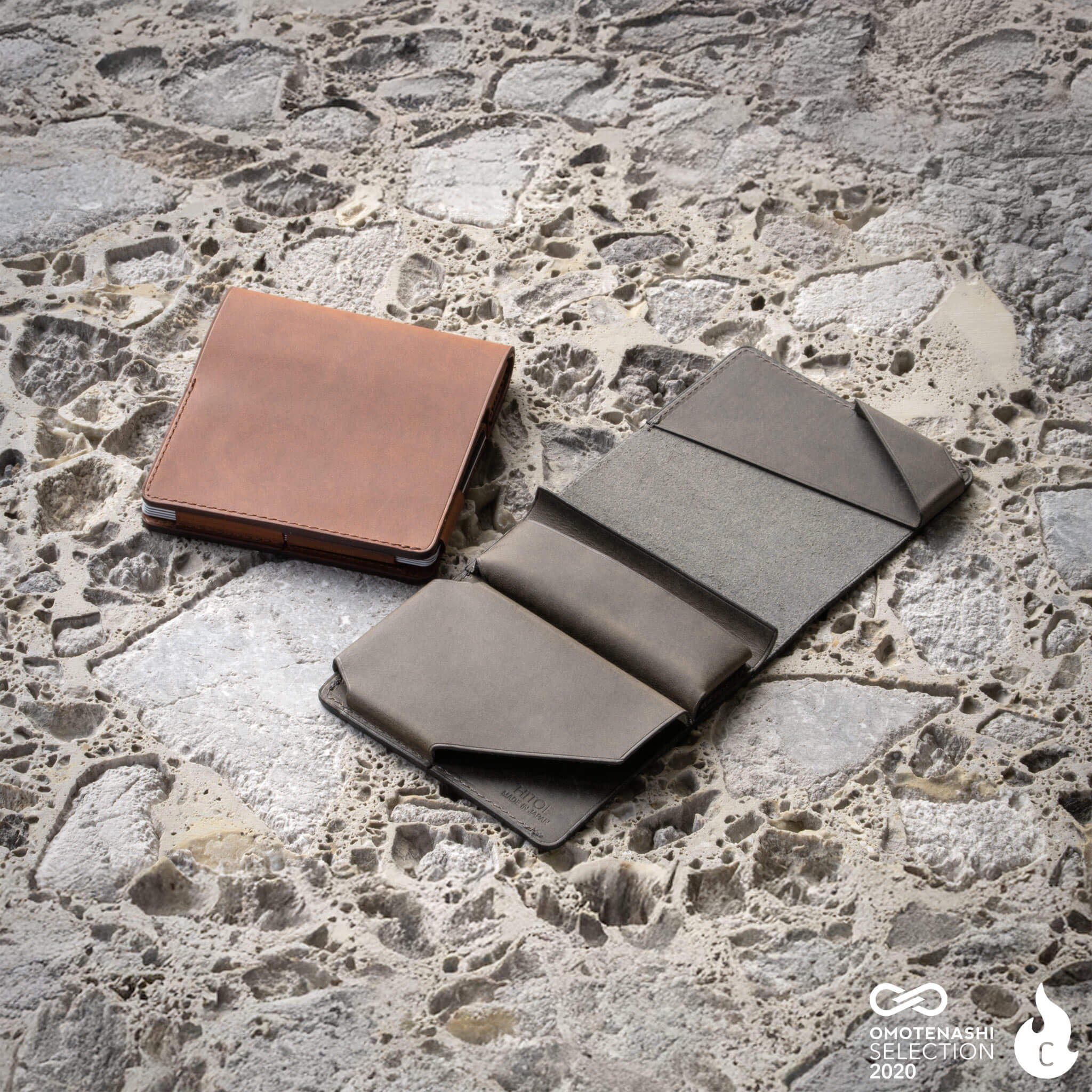Hitoe® Fold - Antico - A small and slim mini wallet | Pull-up leather that keeps time