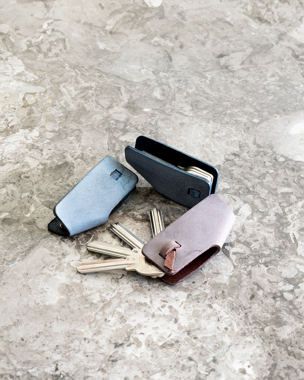 小さいキーケース Musubu® ∞ Key Case - Foschia - | 霧を纏うワックスレザー